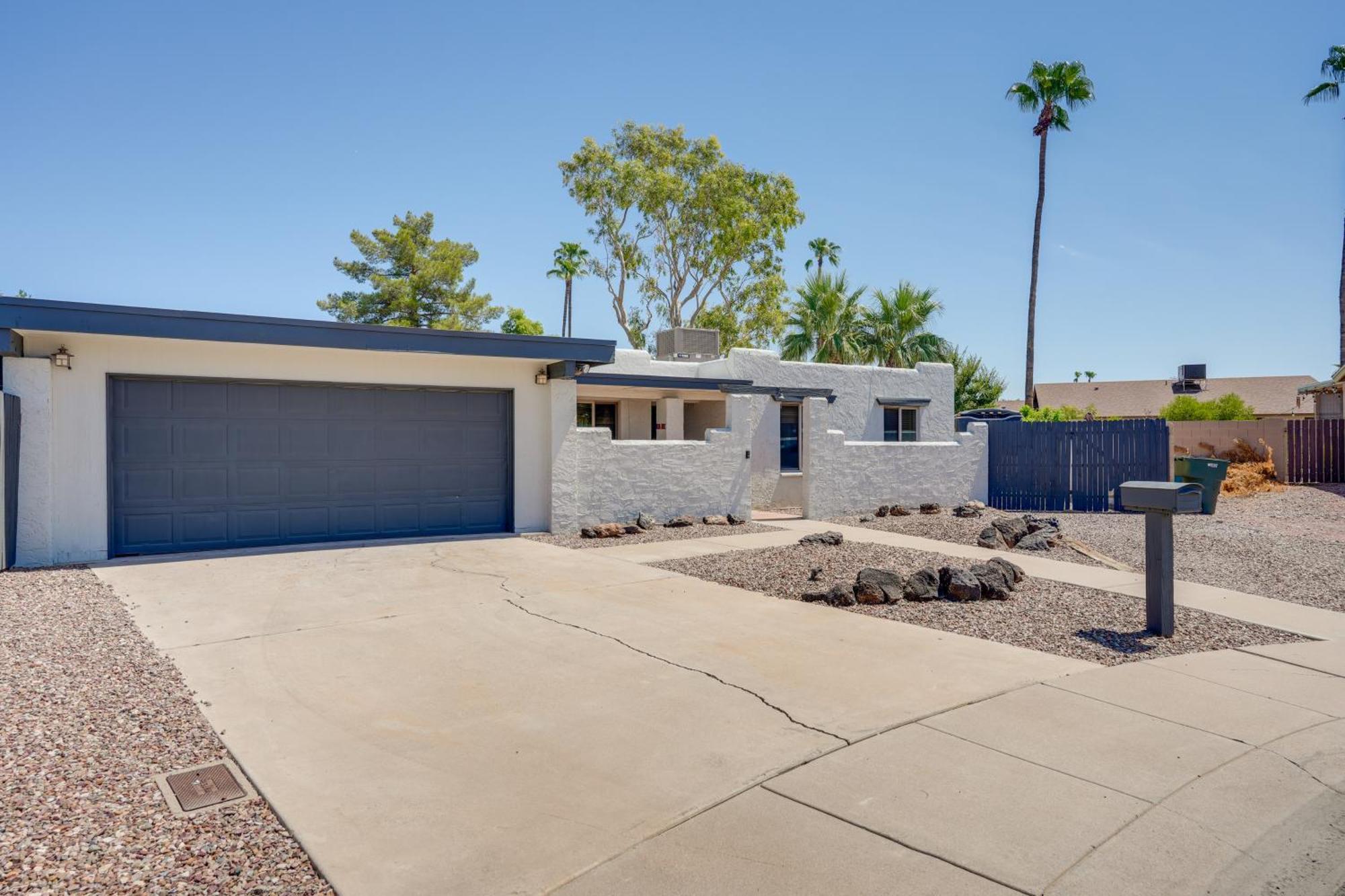 Phoenix Home With Pool About 10 Mi To Camelback Mtn Экстерьер фото